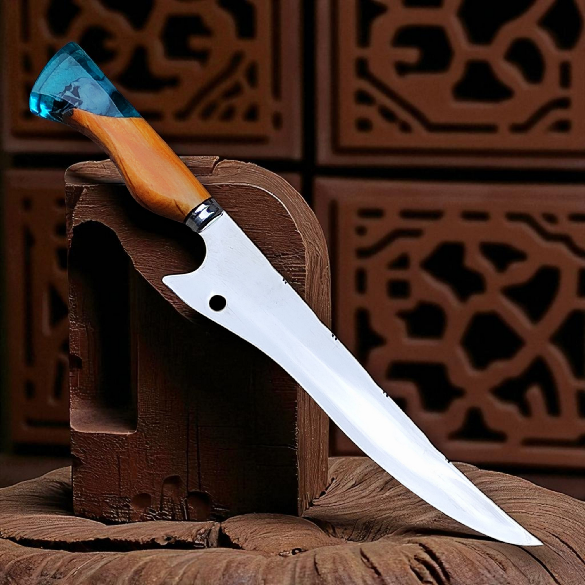Faca Artesanal Modelo Persa com Cabo Pingente Caveira – Ideal para Churrasco e Culinária