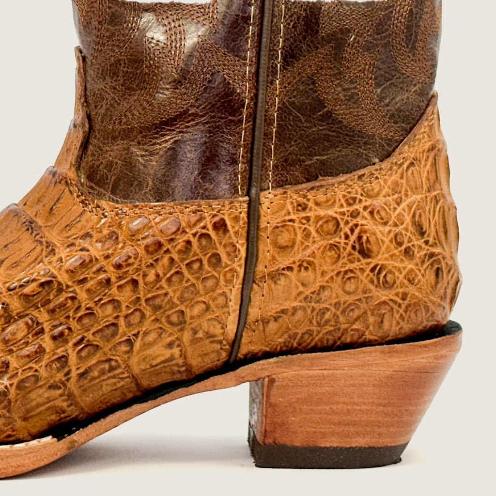 Bota Feminina Texas Center Bico Fino Couro Jacaré Atlanta Caramel 246801-JC